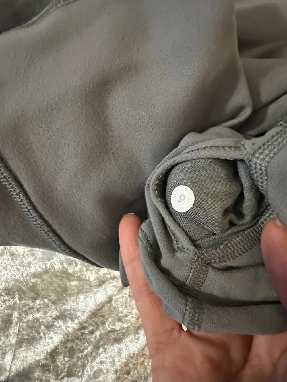 Lululemon basic gray leggings size 6